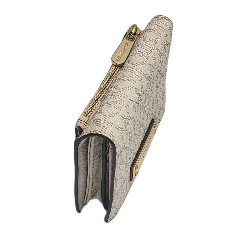 Michael Kors Wallet Beige Jet Set Bifold 4.75